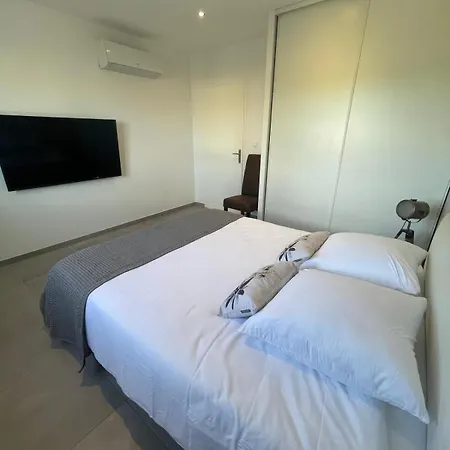 Design Cap Dagde Piscine Et