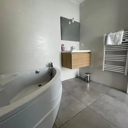 Design Cap Dagde Piscine Et Villa Le Grau-dʼAgde