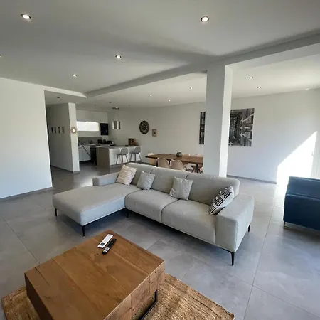 Design Cap Dagde Piscine Et Villa *