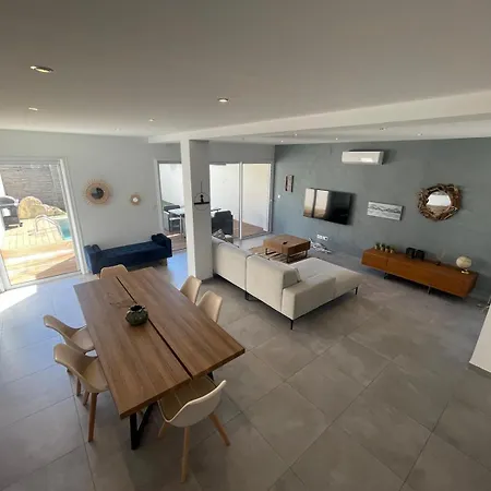 Design Cap Dagde Piscine Et Le Grau-dʼAgde