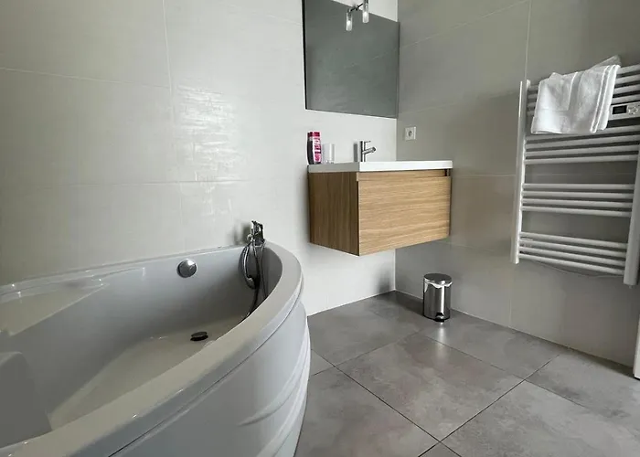 Design Cap Dagde Piscine Et فيلة Le Grau-dʼAgde