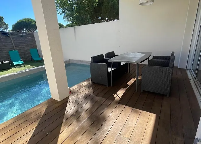 Design Cap Dagde Piscine Et Le Grau-dʼAgde